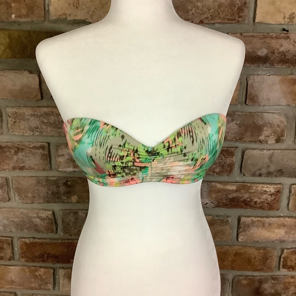 Victoria's Secret Other - VICTORIA’S SECRET Bandeau Bikini SwimTop
